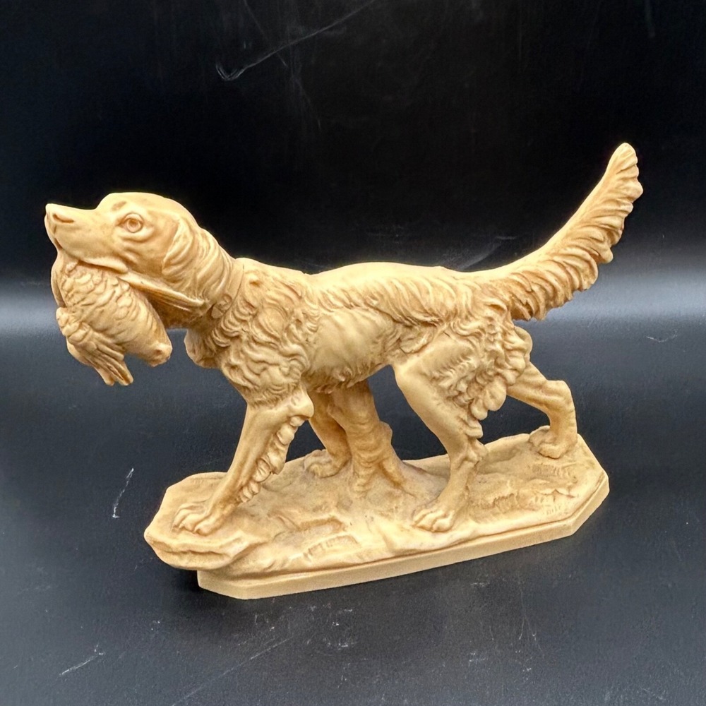 Vintage Santini‎ Italy Carved Alabaster Figurine Hunting Dog Bird Duck Norleans